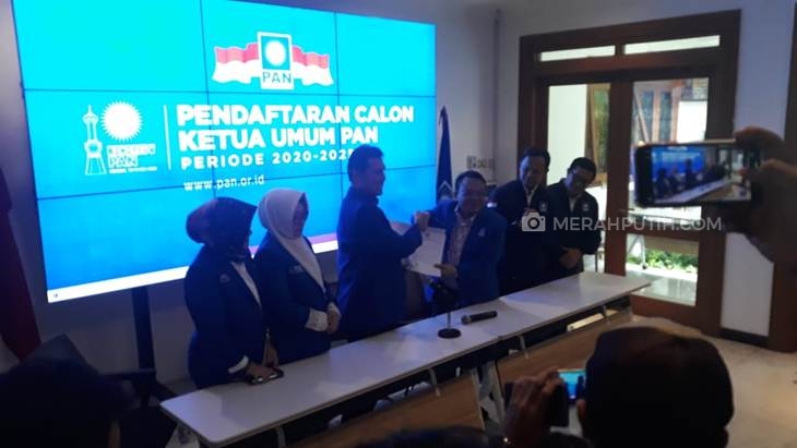 Eks Menteri Jokowi Ini Jadi Orang Pertama yang Daftar Caketum PAN