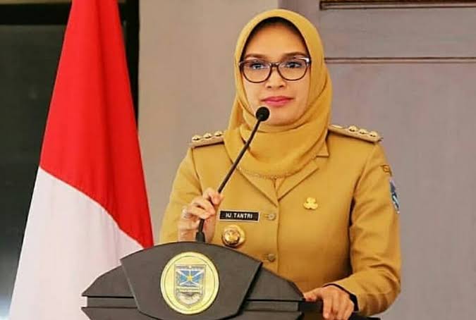 Pasca OTT KPK, Bupati Probolinggo Digiring ke Jakarta