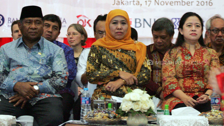 Menteri Sosial Khofifah Indar Parawansa (tengah). (MP/Dery Ridwansah)
