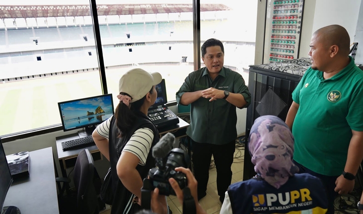 Pengecekan Stadion GBT oleh Erick Thohir. (Foto: Humas PSSI)