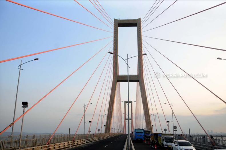Jembatan Suramadu (MP/Budi Lentera)