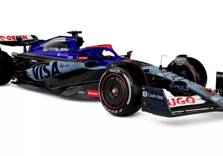 Red Bull Rilis Livery Spesial untuk GP Singapura, Tampil dengan Corak Denim