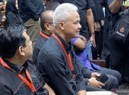 Kesetiaan Ganjar Pranowo Hadiri Sidang Dugaan Suap Sekjen PDIP, Panggil Hasto Pak Doktor