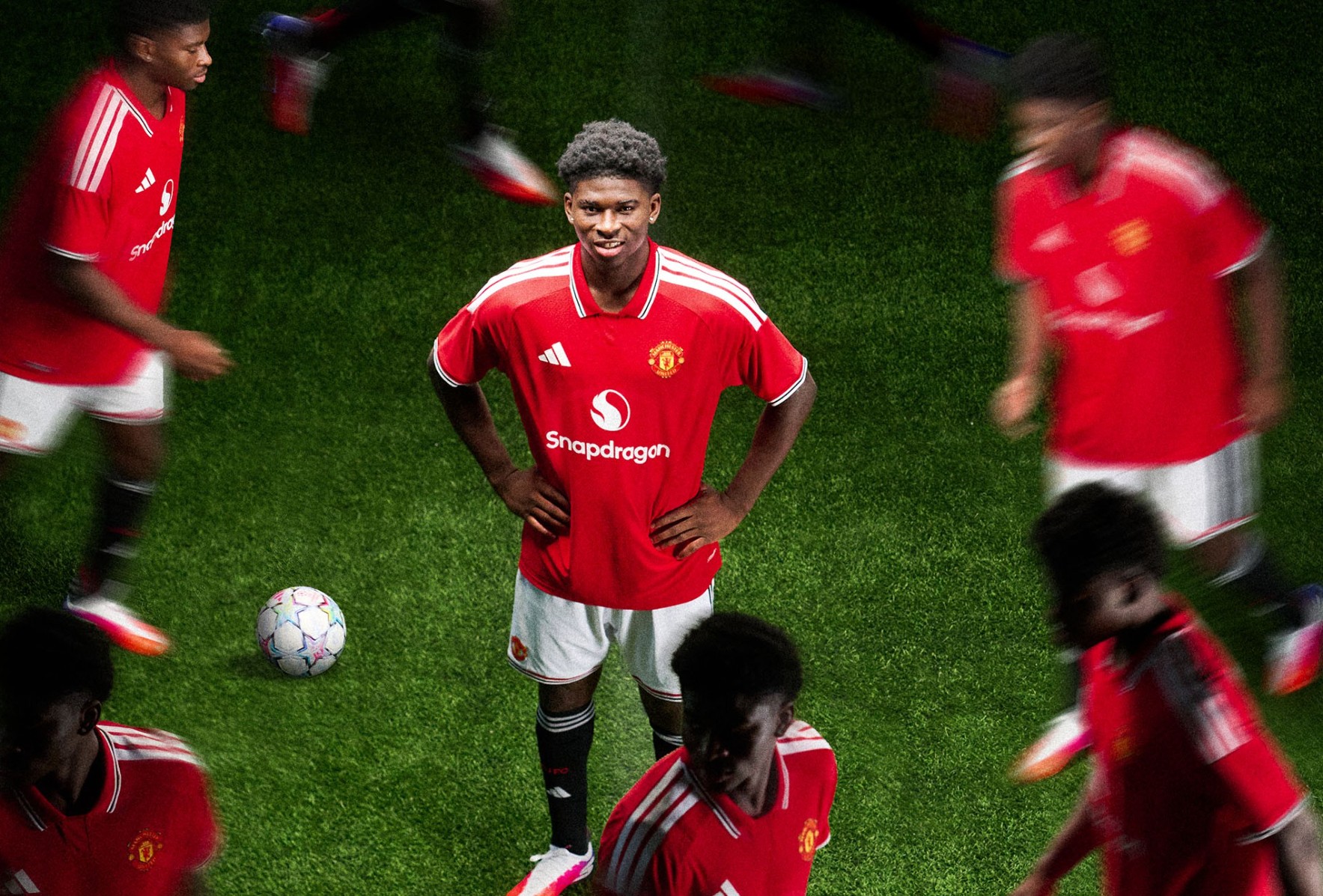 Debut Carlos Baleba di Manchester United Harus Tertunda, Ini Penyebabnya
