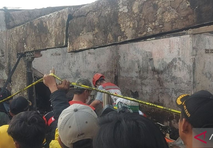 Pemprov DKI Siapkan Lokasi Penampungan Sementara Warga Terdampak Kebakaran di Plumpang
