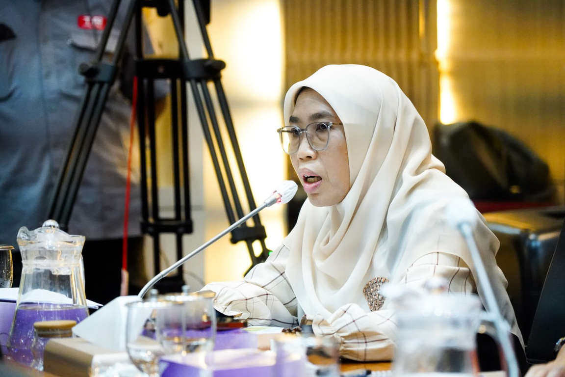 Keracunan karena MBG Marak, DPR Tuntut Evaluasi Total Segera dari Segi Komunikasi Krisis hingga Regulasi 