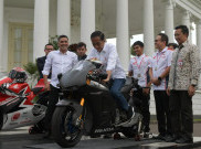 Di Depan Jokowi, Bos MotoGP Kaget dengan Keindahan Sirkuit Mandalika