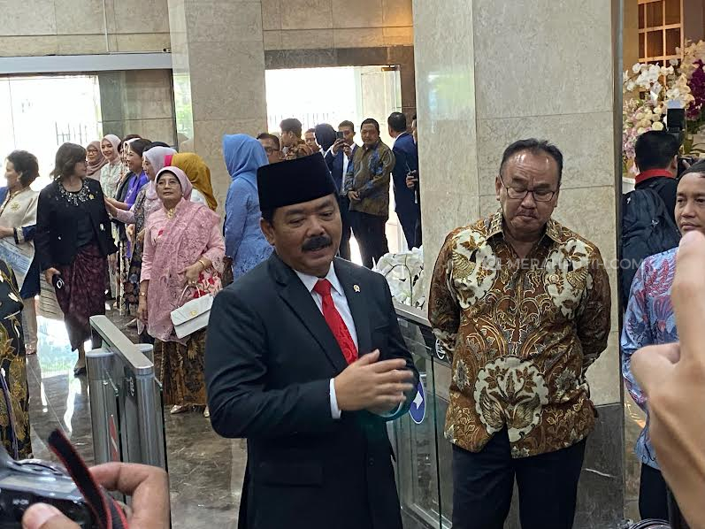 Menko Polhukam Pastikan Penyematan Pangkat Jenderal untuk Prabowo Sesuai Aturan