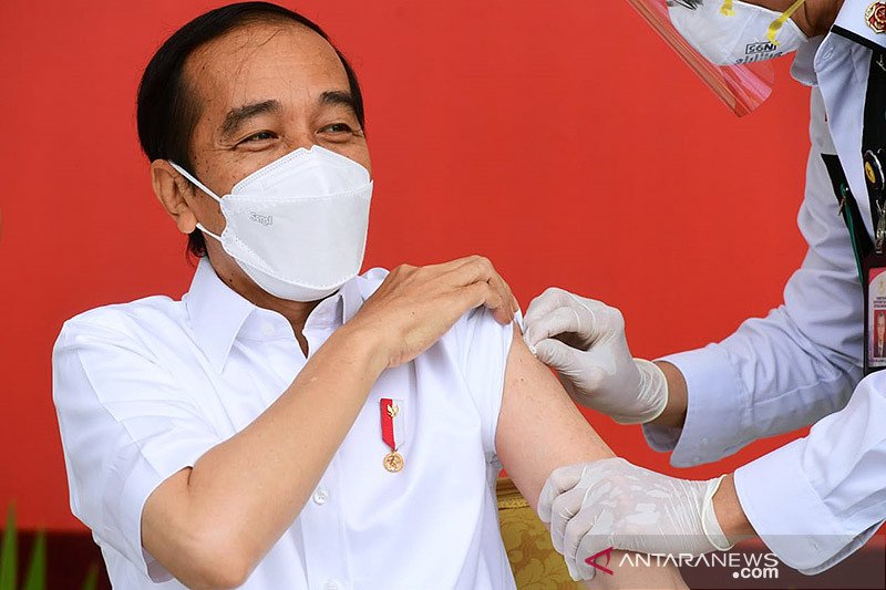 Jokowi Disuntik Vaksin Sinovac Kedua