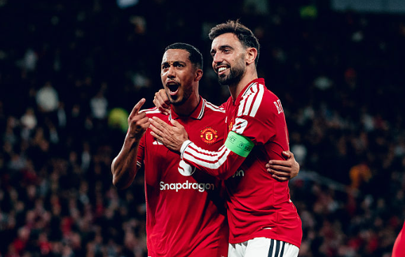 Youri Tielemans jadi pemain kunci Manchester United