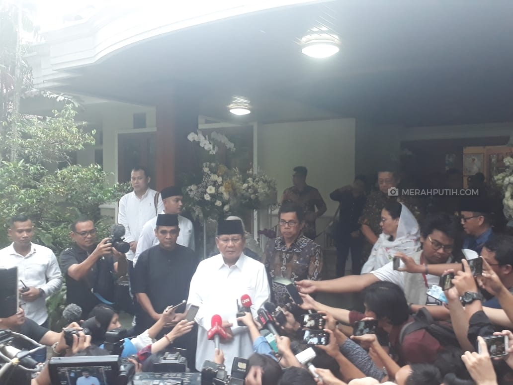 Seusai Bertakziah, Prabowo: Ani Yudhoyono Sangat Cerdas dan Loyal