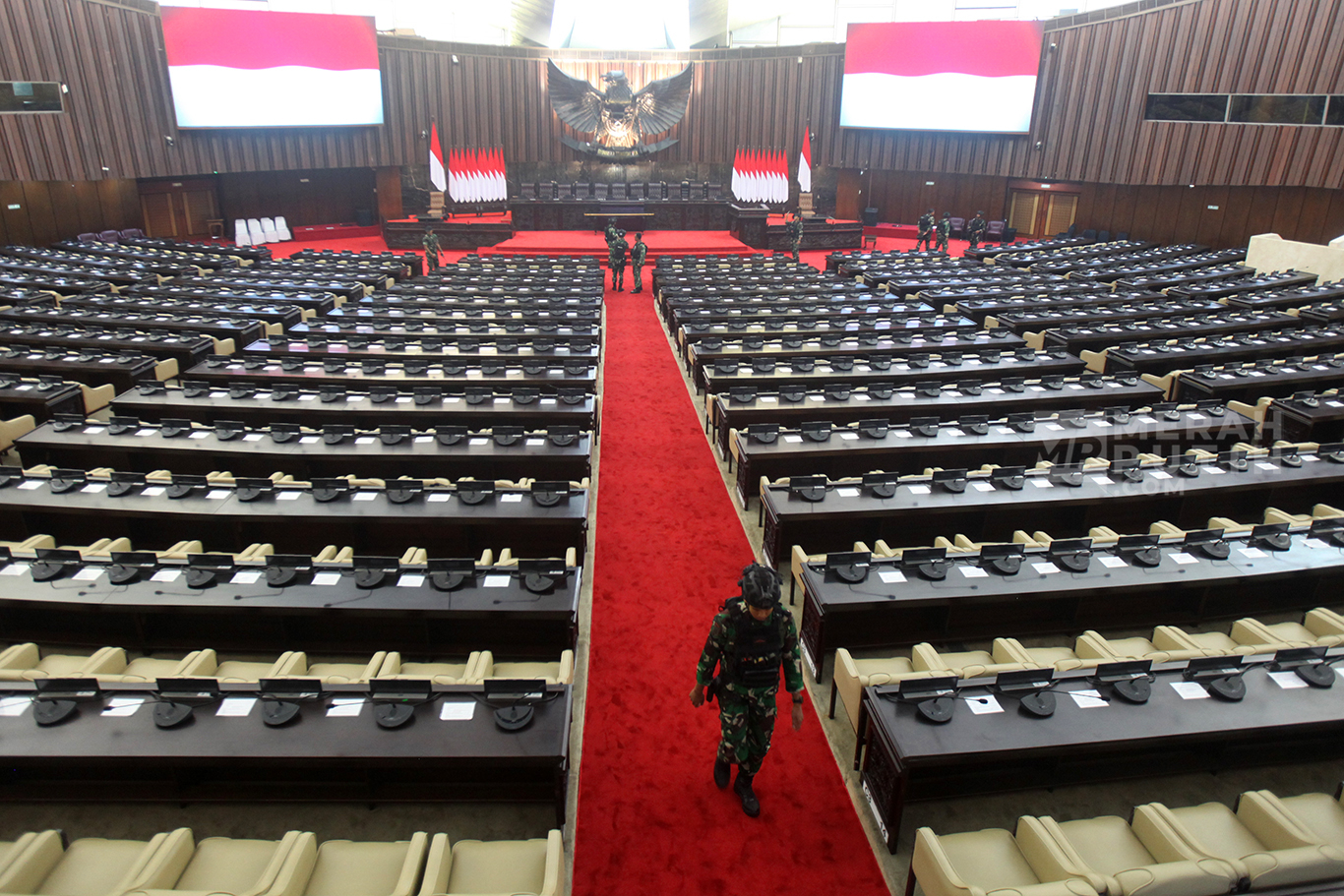 Simulasi Pengamanan Gedung DPR Pelantikan Presiden dan Wakil Presiden