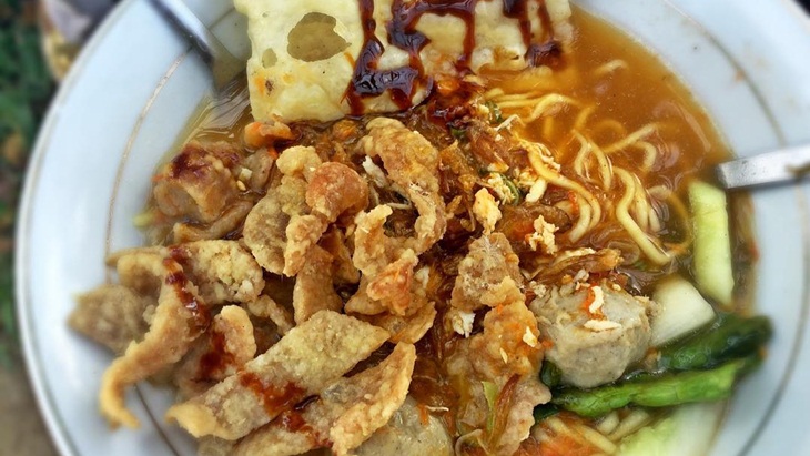 Jelajahi Menu Street Food Bandung? Jangan Pulang Sebelum Coba Tiga Mie Ini