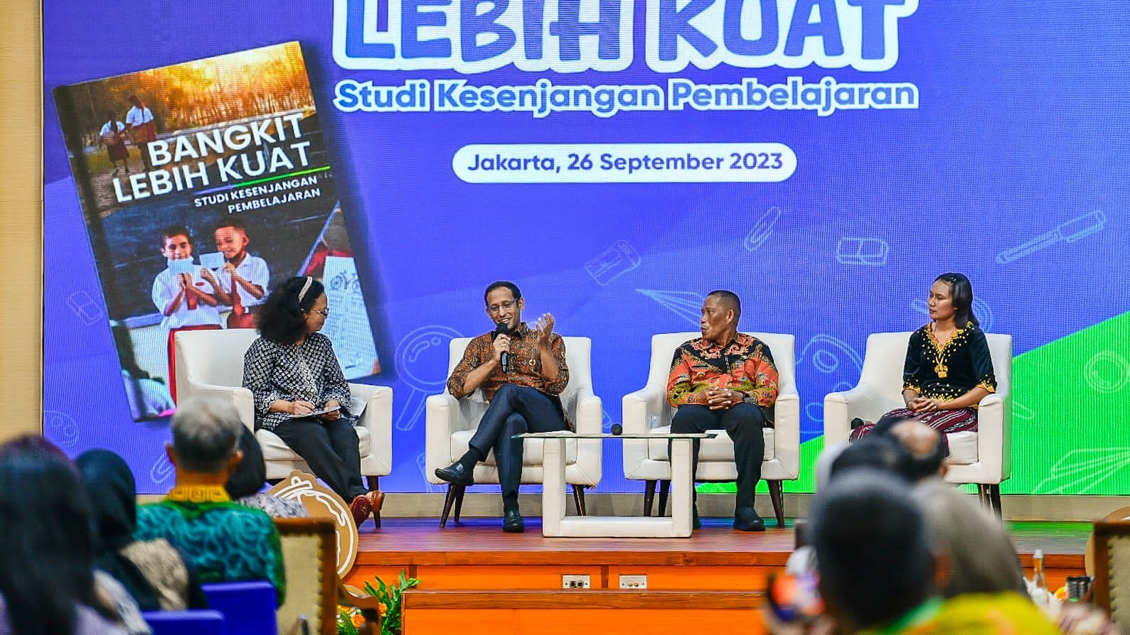 Buku 'Bangkit Lebih Kuat', Upaya Pemulihan Pembelajaran di Indonesia