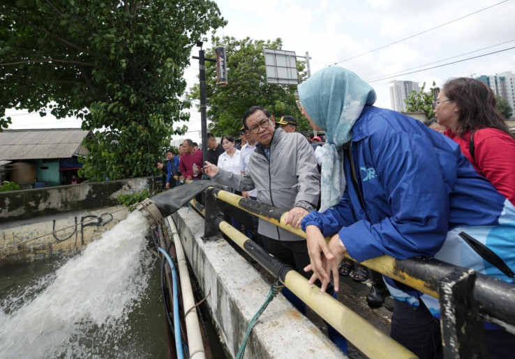Respons Keluhan Warga Terdampak Banjir, Gubernur DKI Tambah Pompa Air di Rawa Buaya