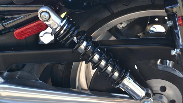 Ingat nih, Waktu Tepat Ganti Shock Breaker Motor