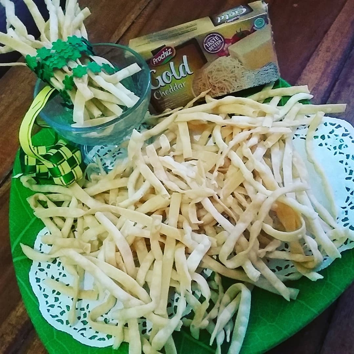 Kue cimi-cimi cocok disajikan dengan kopi. (Foto: instagram.com/dian_doeyan_cwiemie_cake)