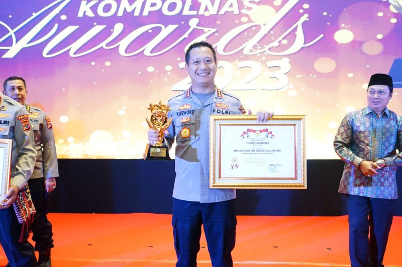 Polresta Bandung Raih Terbaik 1 Kompolnas Awards 2023