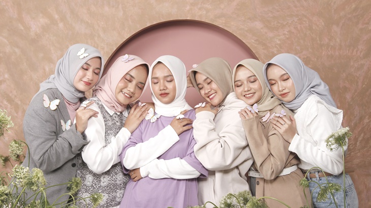 Putih Abu-Abu Rilis Cover 'Butterfly' untuk Penggemar