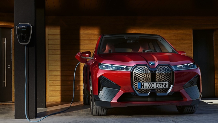 Mobil Listrik Masa Depan BMW Bisa Punya Tenaga 1.300 DK