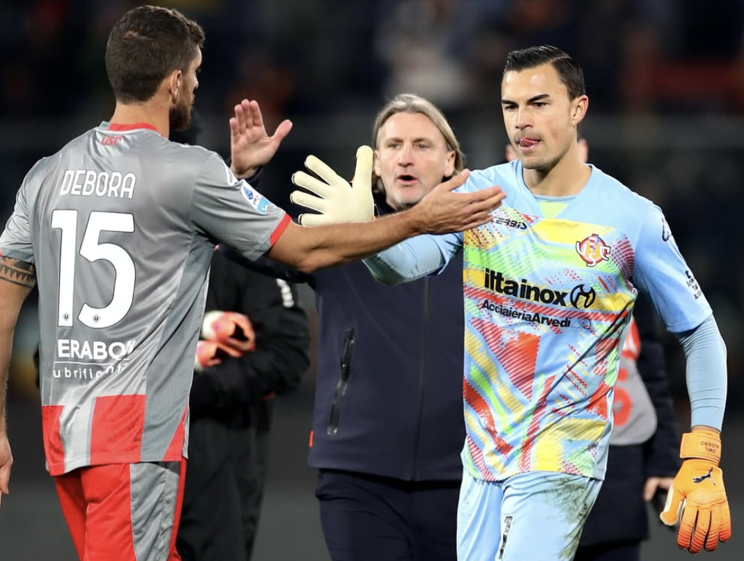 Kiper Timnas Indonesia Emil Audero Tampil Impresif bersama Cremonese, tetapi Tidak Mampu Selamatkan Tim dari Kekalahan Kontra AS Roma