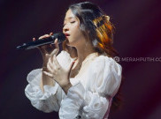 'Renung Resah Intimate Showcase' dari Raissa Anggiani Berjalan dengan Intens 