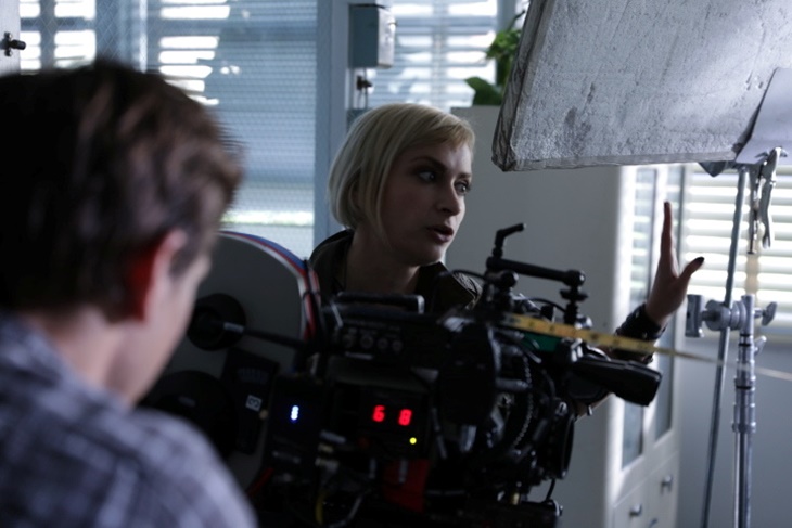 Hollywood Kenang Sinematografer Halyna Hutchins