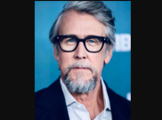 Alan Ruck Bakal Bintangi Film Dark Komedi 