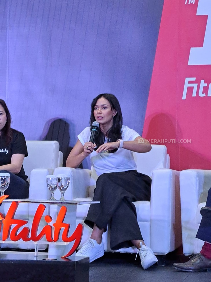 Body2_Adinia Menyarankan Olahraga Angkat Beban Untuk Kekuatan Tulang Dimasa Tua