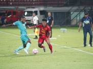 Carlos Pena Sebut Persija Pantas Kalah dari PSBS