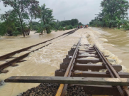 Terdampak Banjir Jadetabek, Perjalanan Kereta Api Surabaya-Jakarta Alami Gangguan