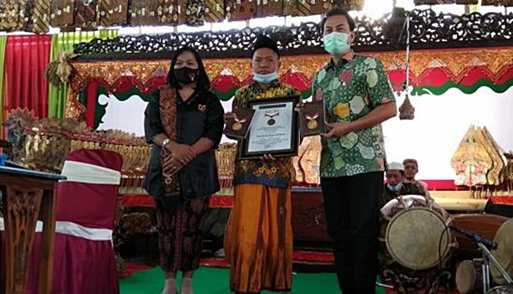 wayang