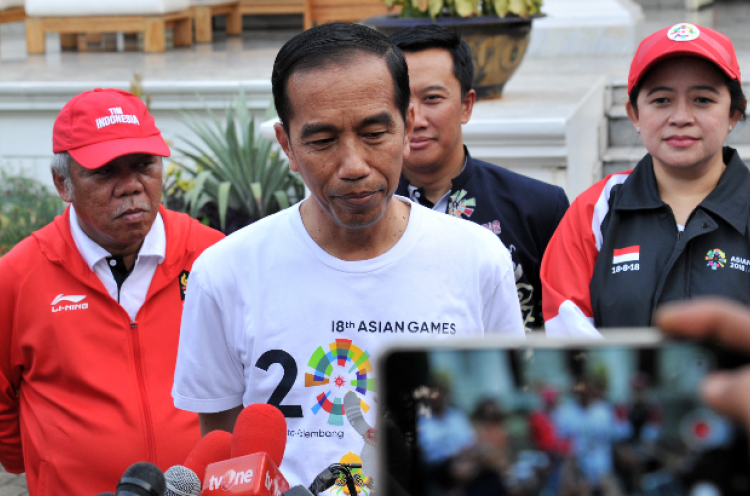 Jokowi Sambangi Gus Sholah, Ziarahi Makam Para Pendiri NU