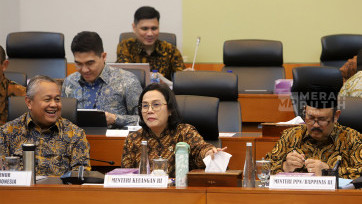 Raker Menkeu, Kepala Bappenas, Gubernur BI dengan Banggar DPR Bahas Pendahuluan RAPBN Tahun Anggaran 2026