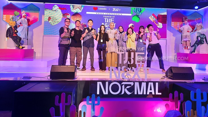 'Fashion of The Next Normal' Kreasi Kenyamanan di Jakarta Fashion Week 2023