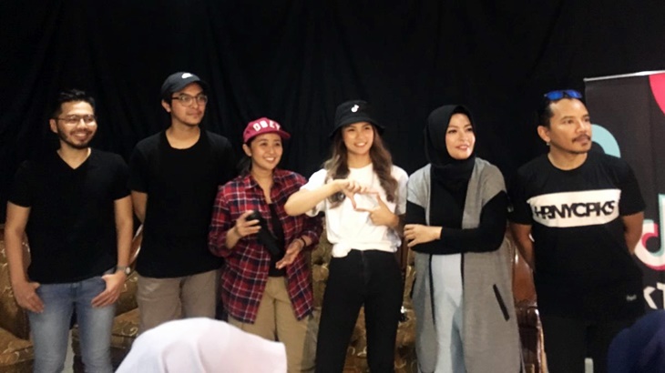 Band Kotak Akan Berkolaborasi dengan Artis TikTok, Ayo Tebak Siapa?