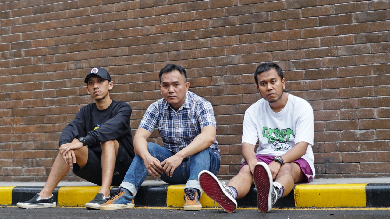 KURO! Rilis Album Self-Titled, Bangkitkan Energi Melodic Punk Era 2000-an