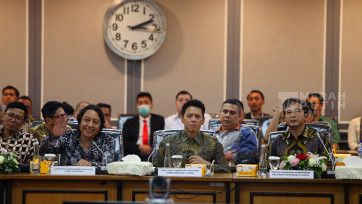 Ariel Noah, Piyu Padi hingga Adi KLa Project Ikuti RDPU Manajemen Royalti dengan Komisi XIII DPR 