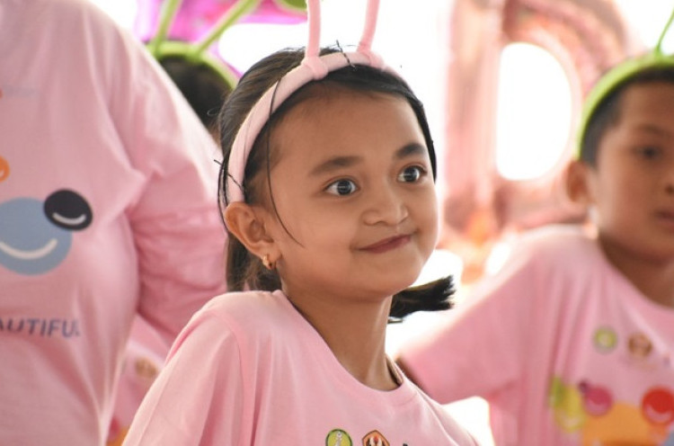 Mengembalikan Senyum Anak Indonesia di Hari Senyum Sedunia