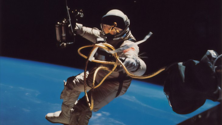 Kontes Pakaian untuk Astronaut, Tetap Modis di Antariksa