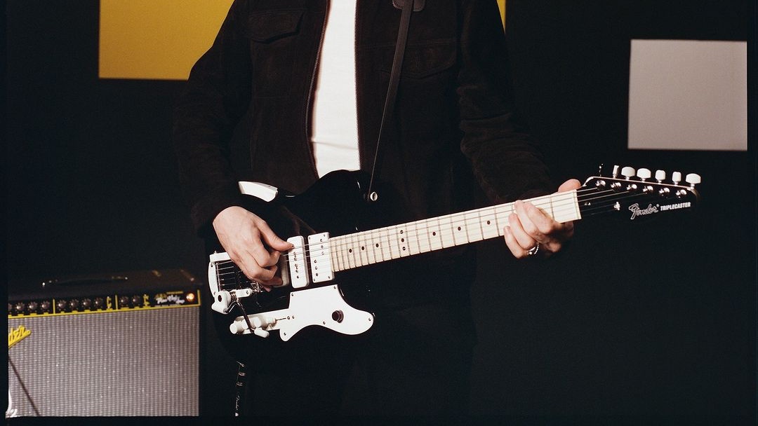 Jack White Kolaborasi dengan Fender Rilis Gitar dan Amplifier Nyentrik
