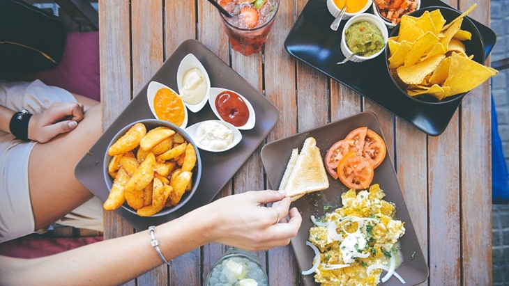 Pengin Diet tapi Masih Suka Makan? Bisa, Begini Caranya