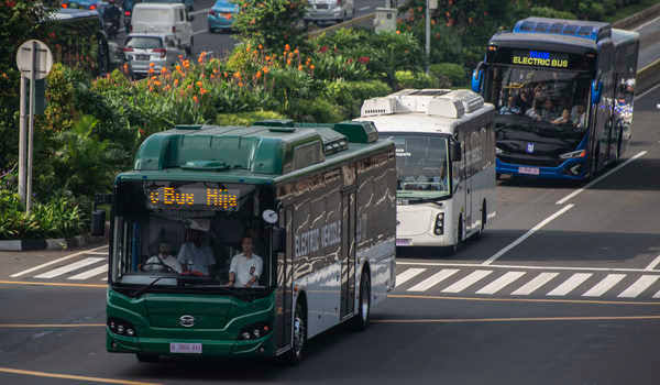 Jalan raya di Jakarta. ( Foto: Antara )