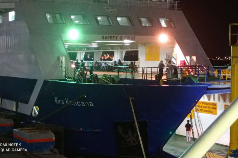  Jelang Larangan Mudik, ASDP Operasikan 29 Kapal Ro-ro
