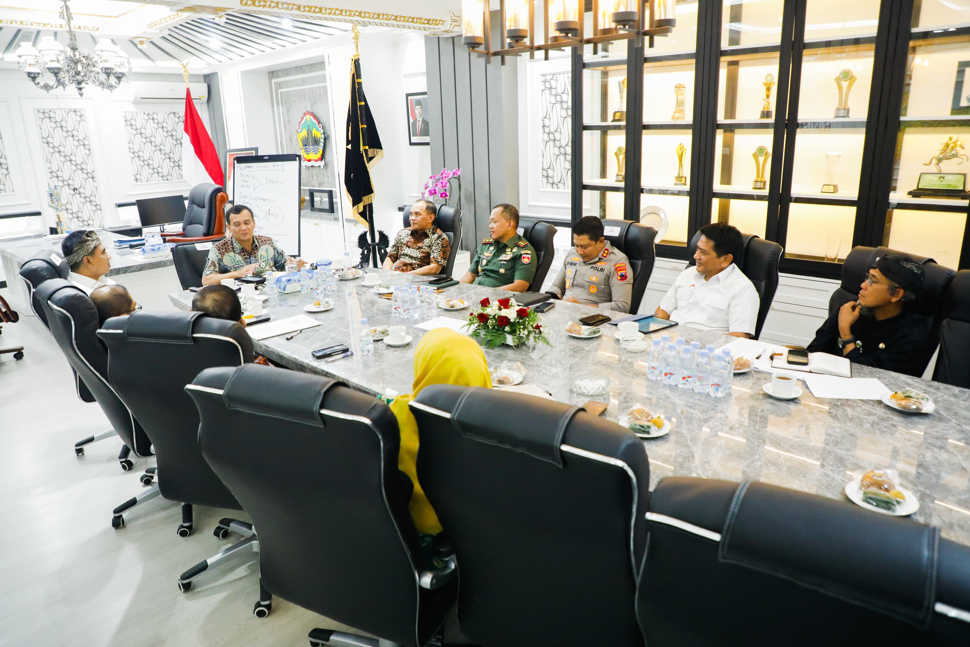 Jaga Kondusivitas, Gubernur Jateng Minta Warga Pati Hormati Proses Angket DPRD