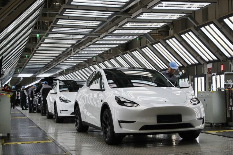 Tesla Hentikan Produksi di Jerman Akibat Gangguan di Laut Merah