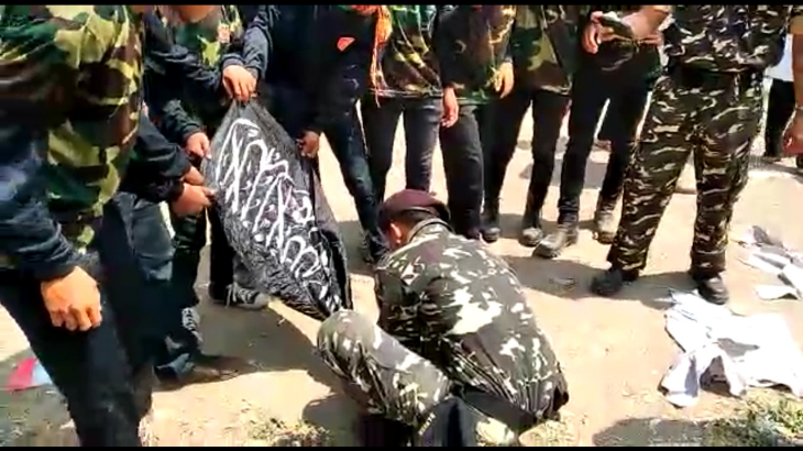 Bakar bendera HTI