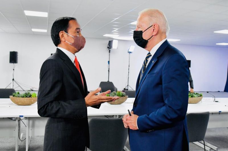 jokowi biden
