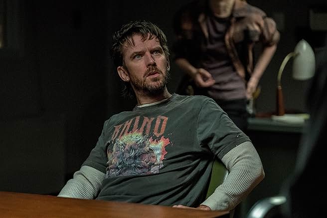Serial RoboCop Terbaru Gandeng Dan Stevens sebagai Polisi Cyborg Alex Murphy