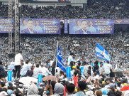 GBK Bergemuruh Ketika Prabowo Sapa Titiek Soeharto
